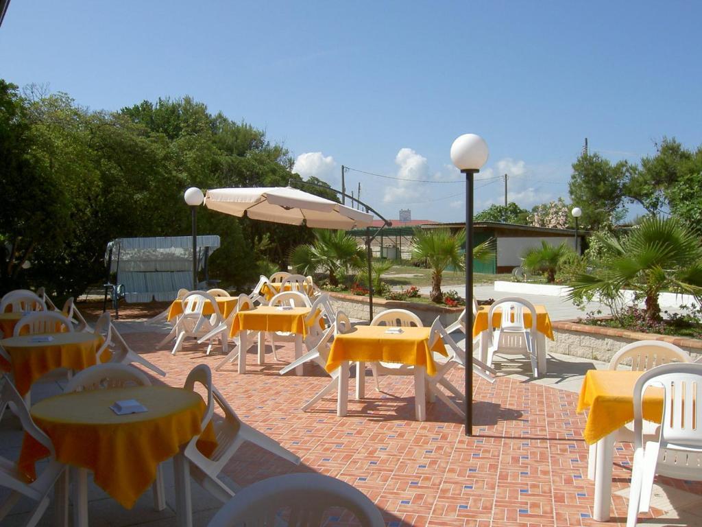 Baia Del Sole Hotel Paestum Exterior photo